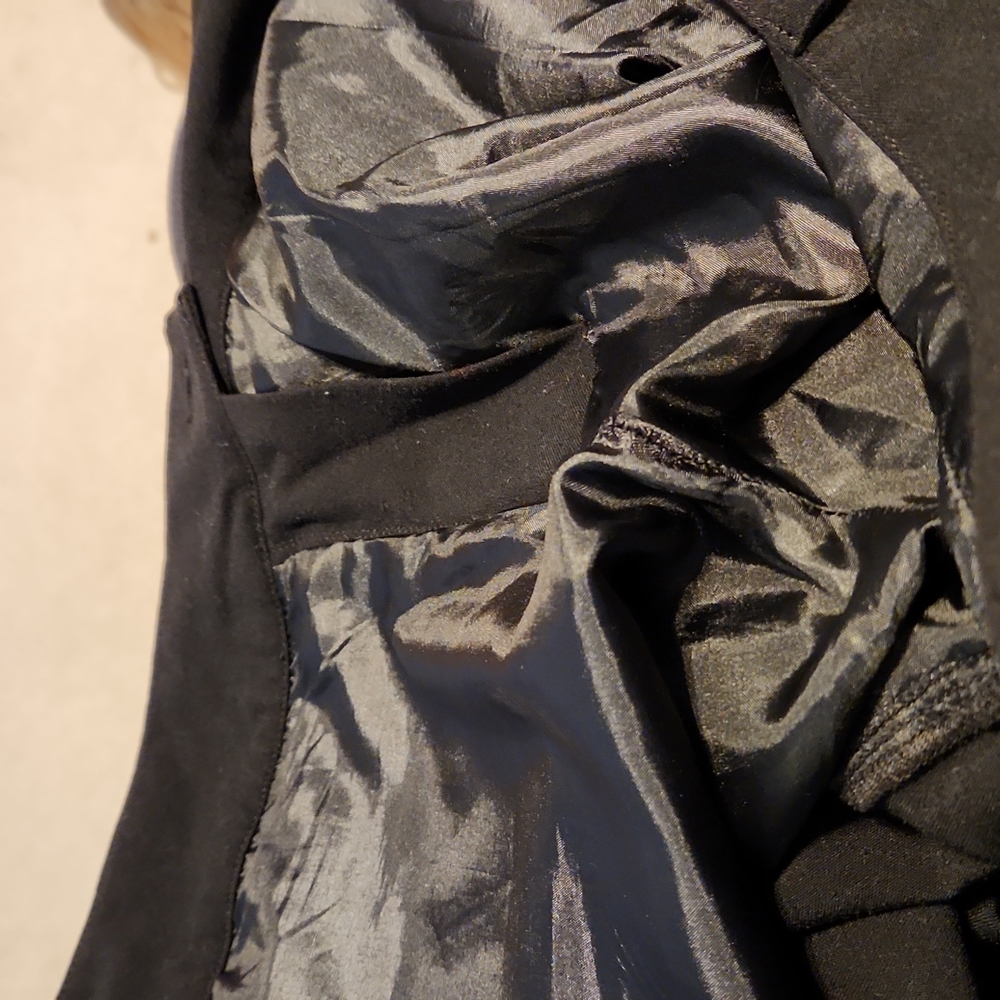 WD-NY, 20, black slacks, 2 front zipper pockets, beltloops, 1 back pocket W-2032 - Picture 7 of 7
